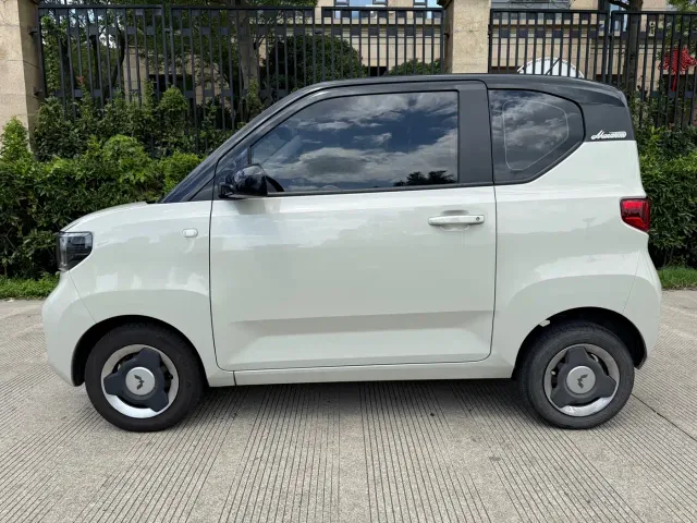 Wuling Hongguang Mini EV — Фото автомобиля 3