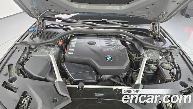 BMW 5 Series G30 — Фото автомобиля 9