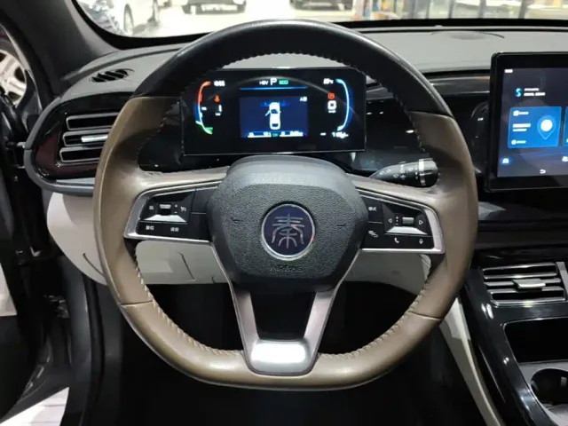 BYD Qin PLUS — Фото автомобиля 10