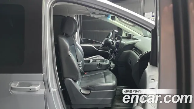 Hyundai Staria Staria Tourer 11 мест — Фото автомобиля 10