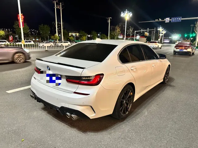 BMW 3 Series — Фото автомобиля 5