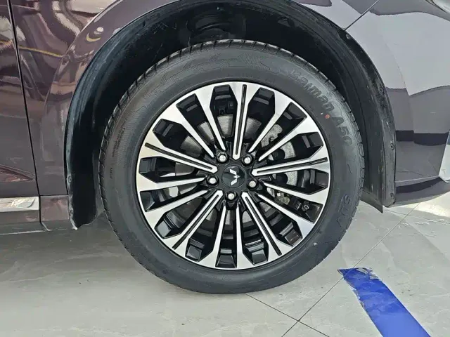 Wuling Victory — Фото автомобиля 6