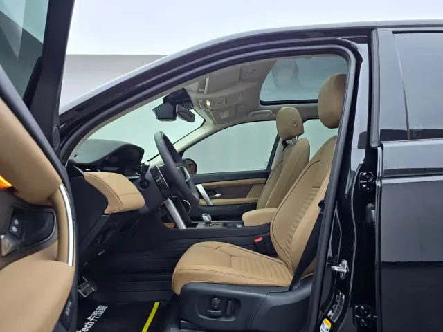 Land Rover Discovery Sport — Фото автомобиля 13