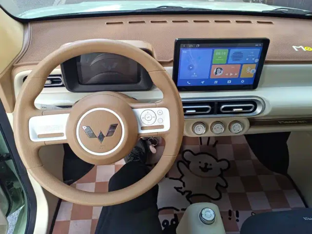 Wuling Hongguang Mini EV — Фото автомобиля 12