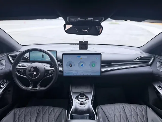BYD Seal — Фото автомобиля 10