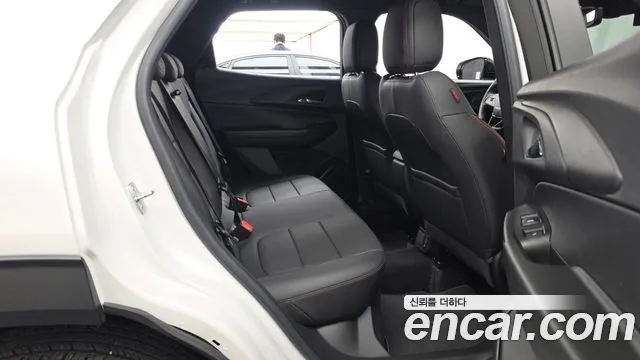 Chevrolet Trailblazer — Фото автомобиля 12