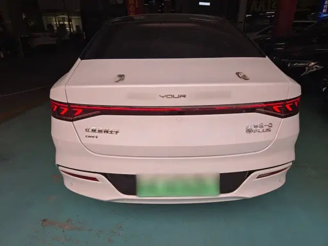 BYD Qin PLUS — Фото автомобиля 5