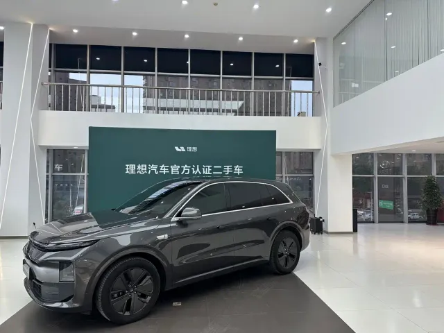 Фотография автомобиля — Li Auto L6