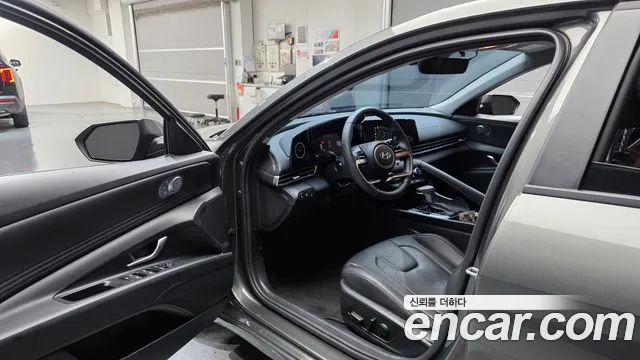 Hyundai Avante CN7 — Фото автомобиля 15
