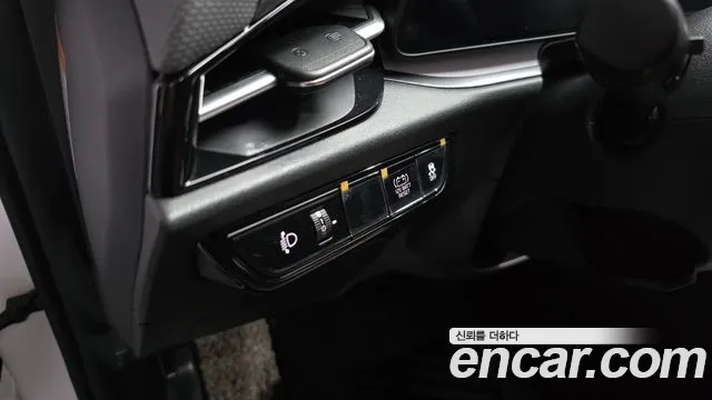Kia Niro The All New — Фото автомобиля 29