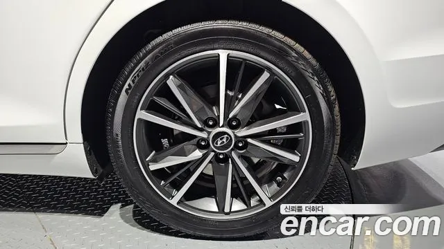 Hyundai Grandeur New — Фото автомобиля 6