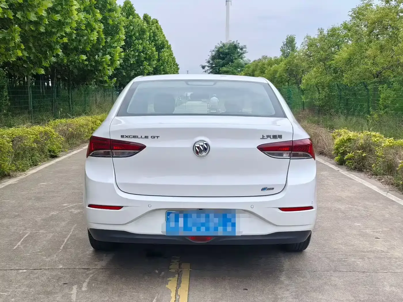 Buick Excelle 2021 Facelift 1.3T Auto Mild Hybrid Elite — Фото автомобиля 5