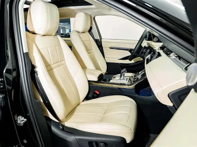 Land Rover Range Rover Evoque — Фото автомобиля 19