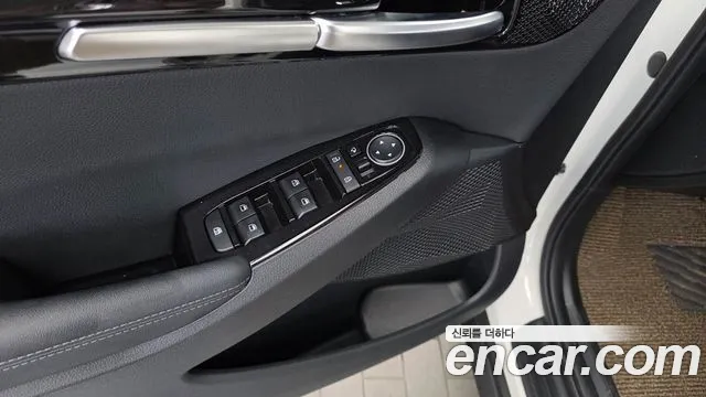 Kia Seltos Бензин 1.6 турбо 2WD — Фото автомобиля 24