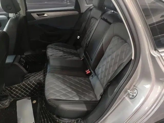 Volkswagen Sagitar — Фото автомобиля 16