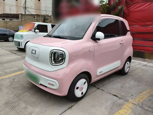 Фотография автомобиля — Bestune Pony