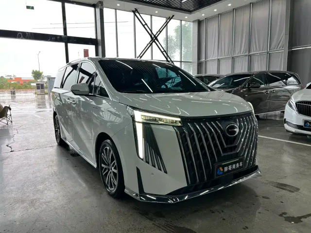 GAC Trumpchi M8 — Фото автомобиля 3