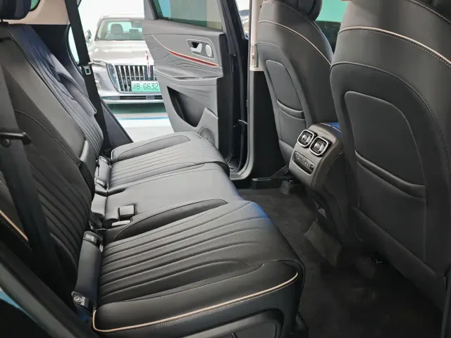 Chery Tiggo 9 — Фото автомобиля 12