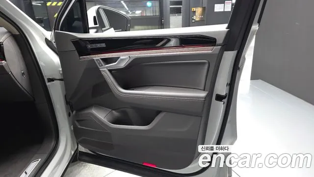 Volkswagen Touareg Touareg 3 поколение 3.0 TDI Prestige — Фото автомобиля 18