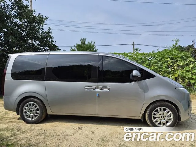 Hyundai Staria — Фото автомобиля 3