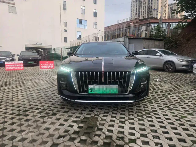 Hongqi H5 PHEV — Фото автомобиля 3