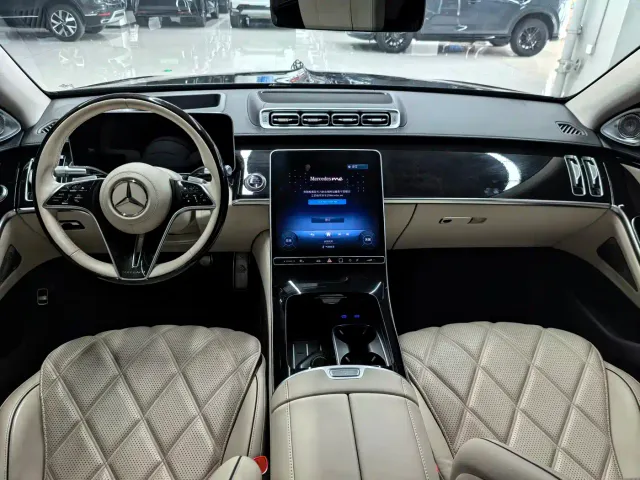 Mercedes-Benz Maybach S-Class — Фото автомобиля 12
