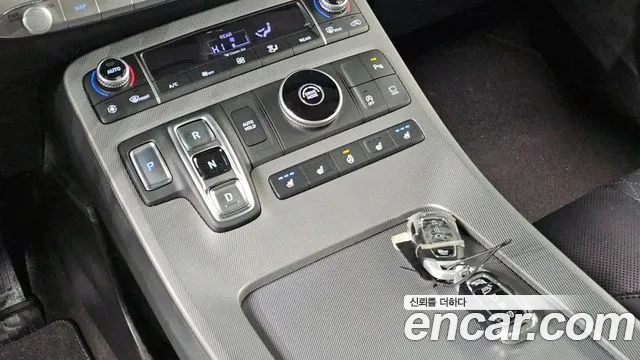 Hyundai Palisade Palisade Дизель 2.2 2WD — Фото автомобиля 9