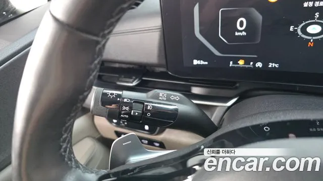 Kia Carnival Generation 4 — Фото автомобиля 27