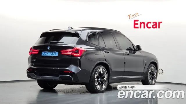 BMW iX3 G08 (2020–2024) — Фото автомобиля 2