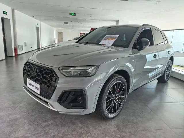 Фотография автомобиля — Audi Q5L