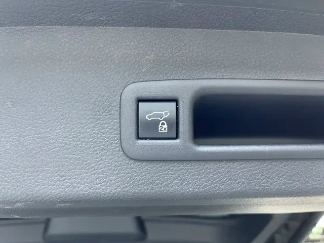 Toyota Sienna — Фото автомобиля 26