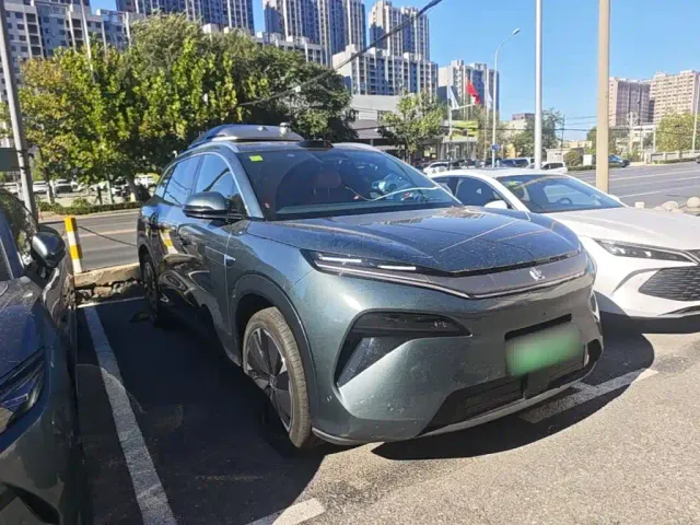 BYD Tang L — Фото автомобиля 3