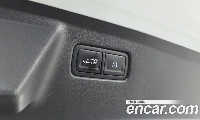 Hyundai Santa Fe — Фото автомобиля 22