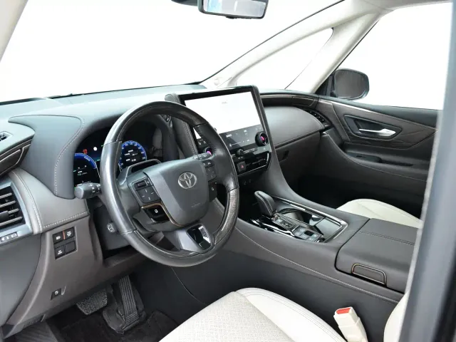 Toyota Alphard — Фото автомобиля 8