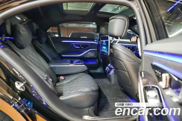 Mercedes-Benz S-Class — Фото автомобиля 19
