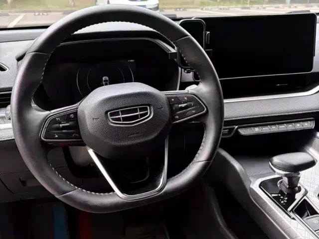 Geely Xingrui — Фото автомобиля 5
