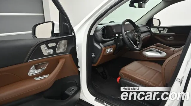Mercedes-Benz GLE-Class — Фото автомобиля 11