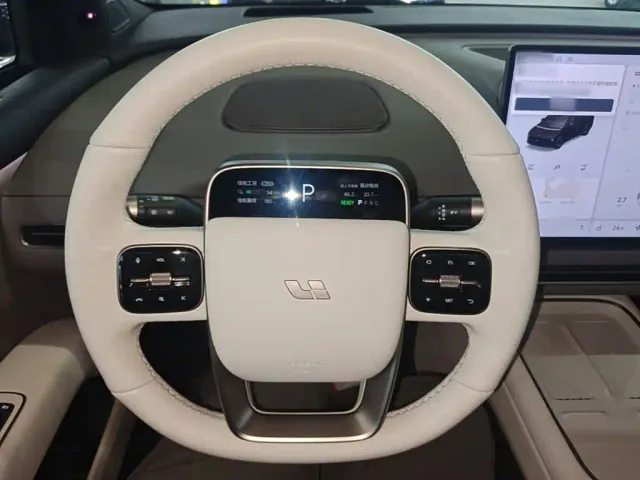 Li Auto i6 — Фото автомобиля 10