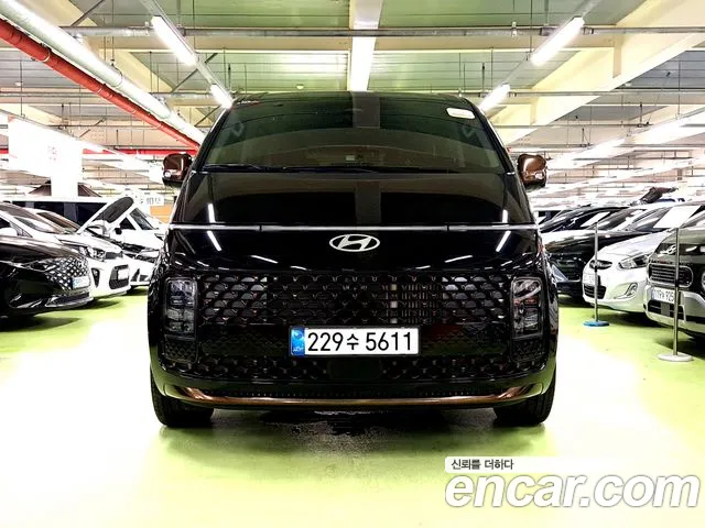 Hyundai Staria Staria — Фото автомобиля 3