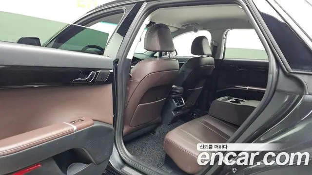 Hyundai Grandeur GN7 — Фото автомобиля 11
