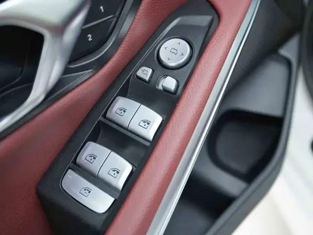 BMW 3 Series — Фото автомобиля 10