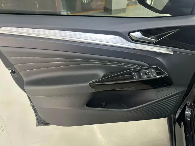 Volkswagen ID.4 Crozz — Фото автомобиля 11