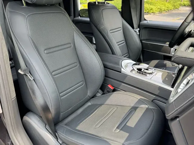 Mercedes-Benz G-Class — Фото автомобиля 11