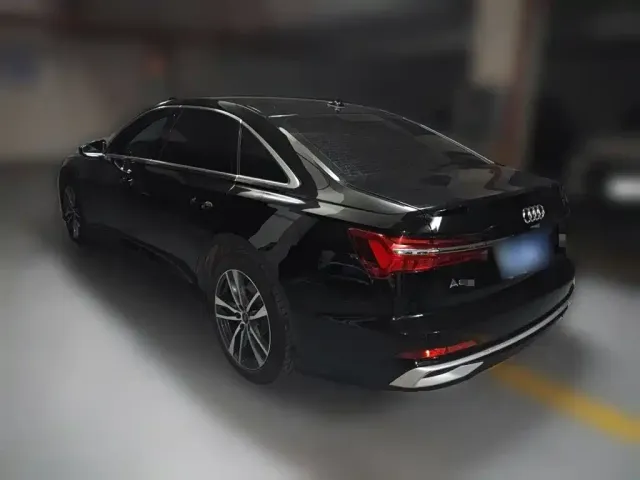 Audi A6L — Фото автомобиля 4