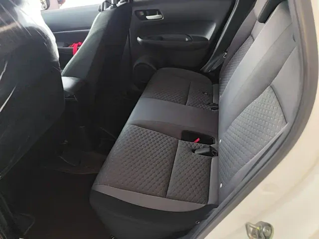 Honda Fit — Фото автомобиля 12