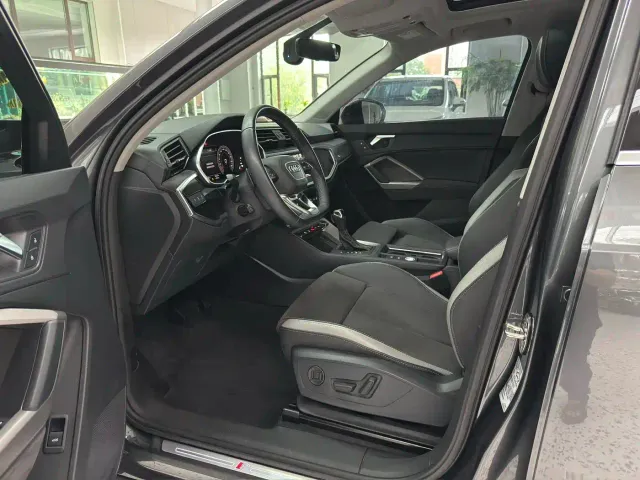 Audi Q3 — Фото автомобиля 6
