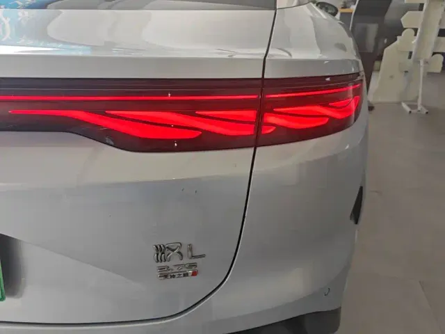 BYD Han L — Фото автомобиля 7