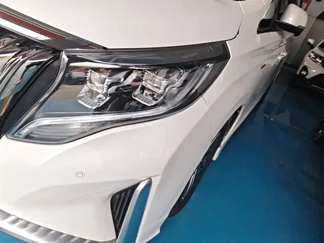 GAC Trumpchi M8 — Фото автомобиля 23