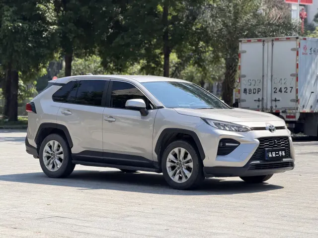 Toyota Wildlander — Фото автомобиля 3