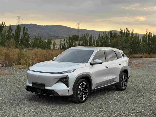 Фотография автомобиля — Geely Galaxy L7